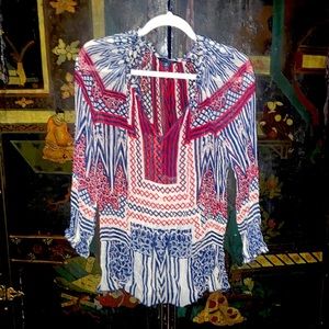 beautiful lucky brand, medium Bo ho, anytime wear lblouse open chest that tie